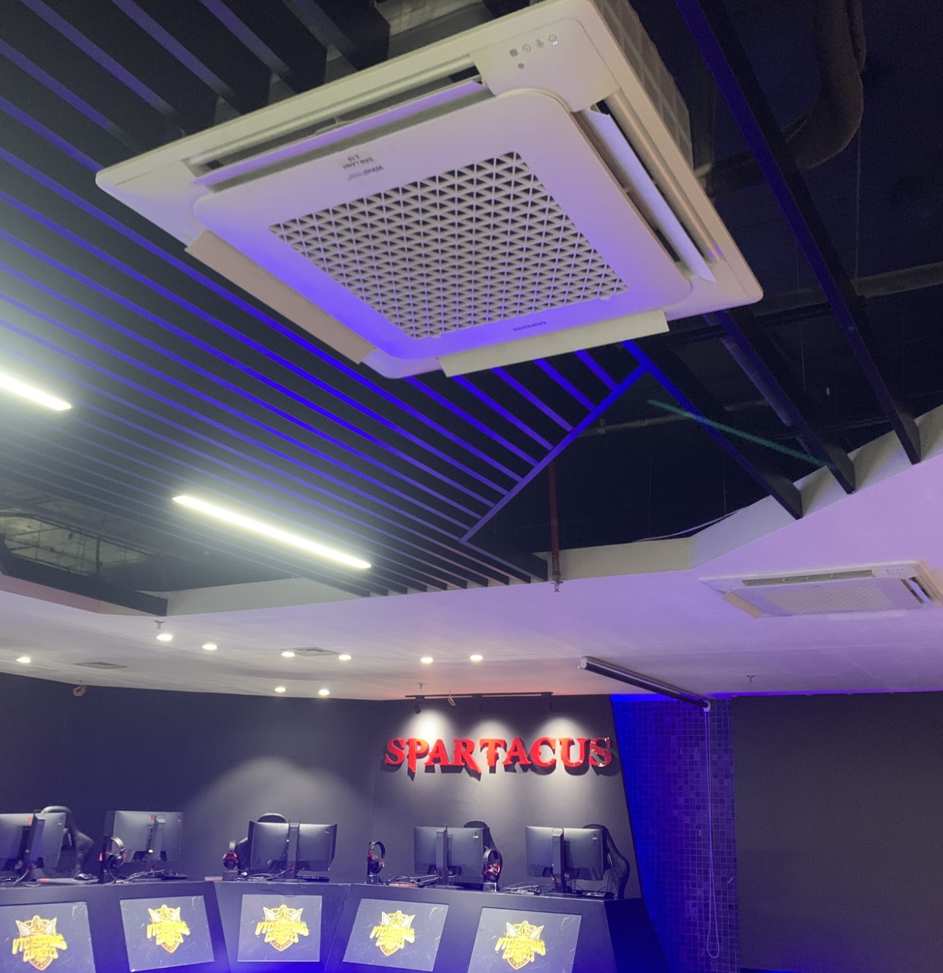 lắp đặt điều hòa